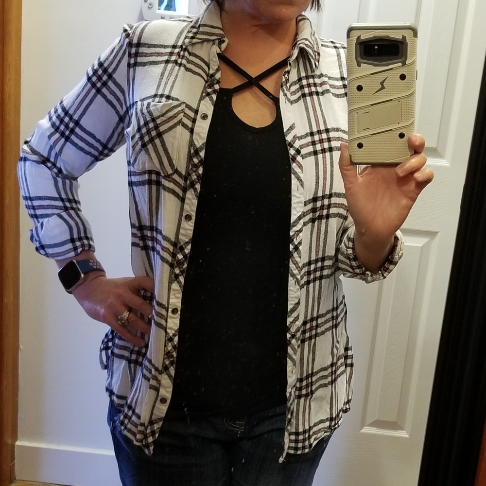 Maurices white flannel top